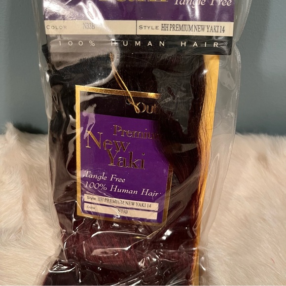 Outre Premium New Yaki 100% Human Tangle Free Hair Extension - Picture 5 of 12